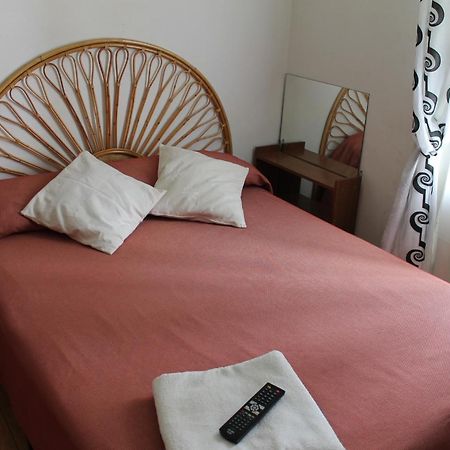 Hostal Graciela มาดริด ภายนอก รูปภาพ